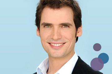 Bild von Paul T. Grasshoff als Julian Herzog aus der TV-Serie Alles was zählt (AWZ)