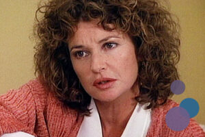 Bild von Stephanie Beacham als Iris McKay aus der TV-Serie Beverly Hills, 90210