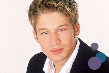 Bild von Oliver Bender als Tim Böcking aus der TV-Serie Gute Zeiten, Schlechte Zeiten (GZSZ)