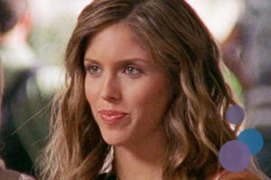 Bild von Kayla Ewell als Casey aus der TV-Serie O.C., California