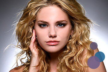 Bild von Mackenzie Mauzy als Phoebe Forrester aus der TV-Serie Reich und Schön