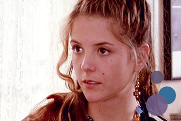 Bild von A. J. Langer als Rayanne Graff aus der TV-Serie Willkommen im Leben